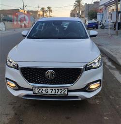 MG HS